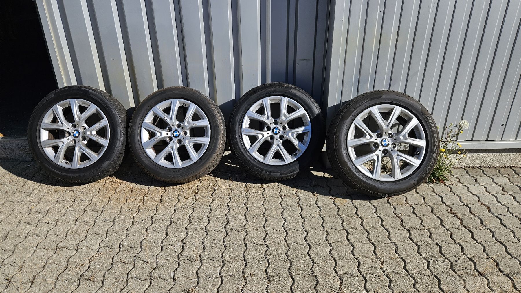 Pneus & Roues: BMW X1 Winterräder – D'occasion à Rafz par Rgoldwing