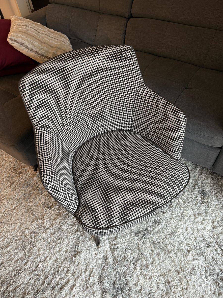 Poltrone: Armchair – Usato da Ennetbaden venduto da pro_l2v7