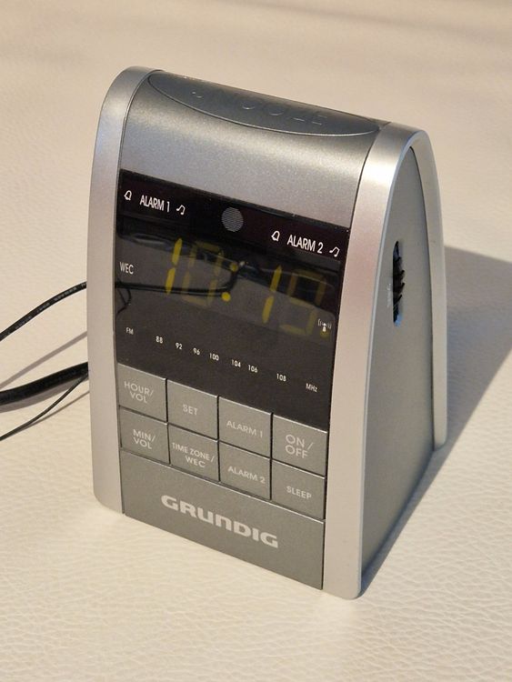 GRUNDIG Sono Clock Hifi Vintage réparations