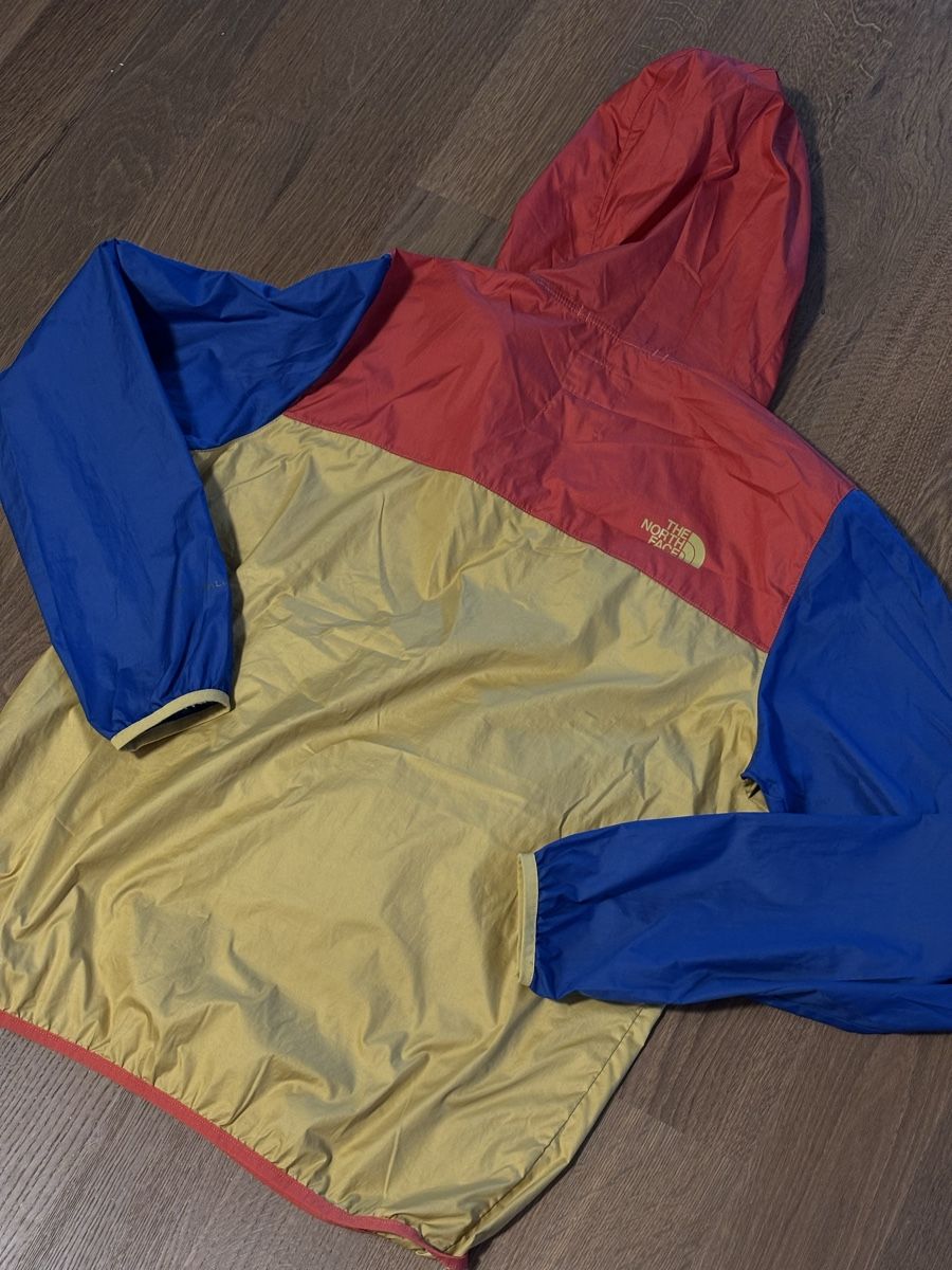 North Face Jacken: The North Face Wind Jacket – Gebraucht aus Mels von exploremore 1
