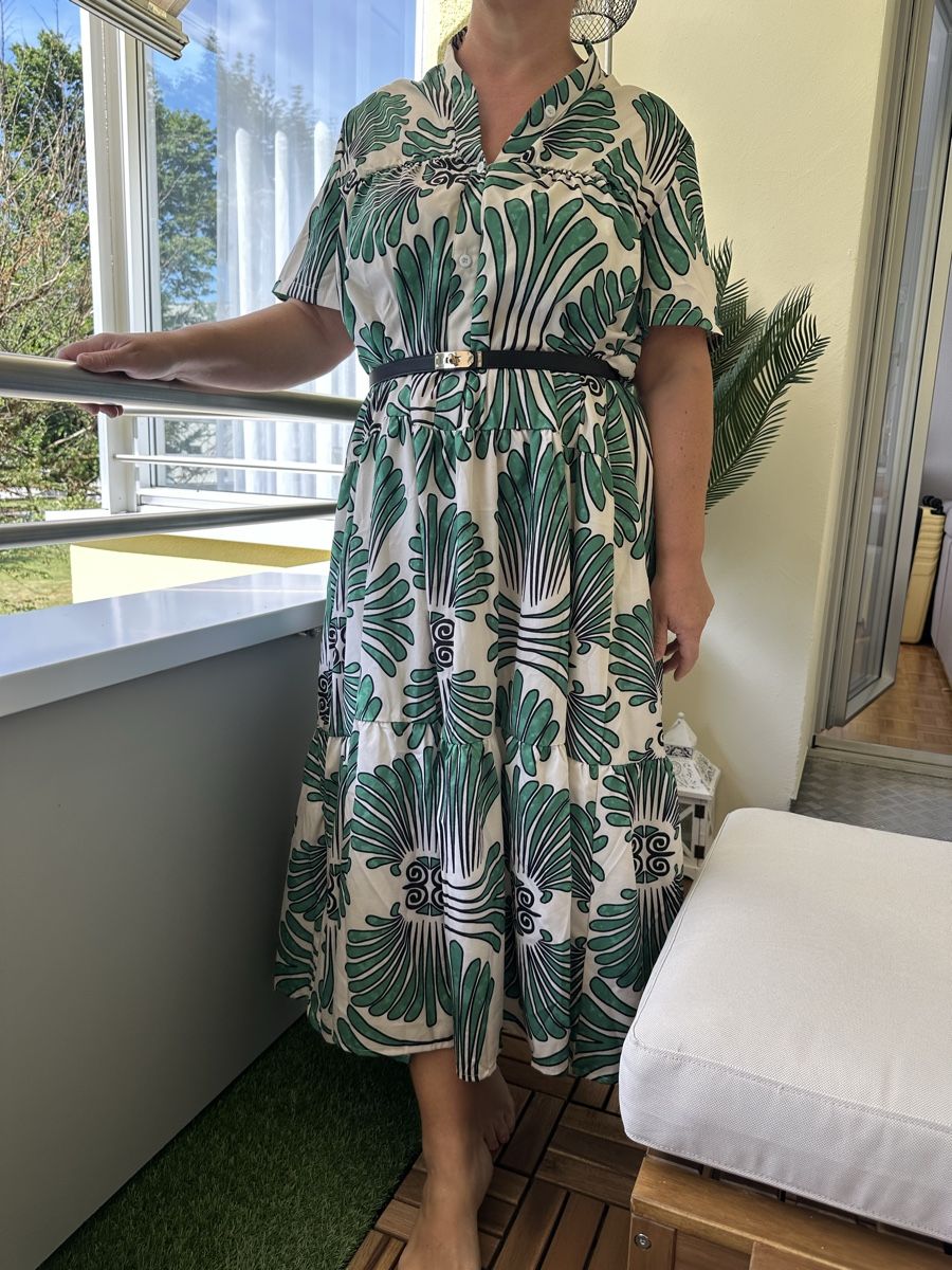 Vestiti: Kleid Gr XXL – Usato da Volketswil venduto da Sina008