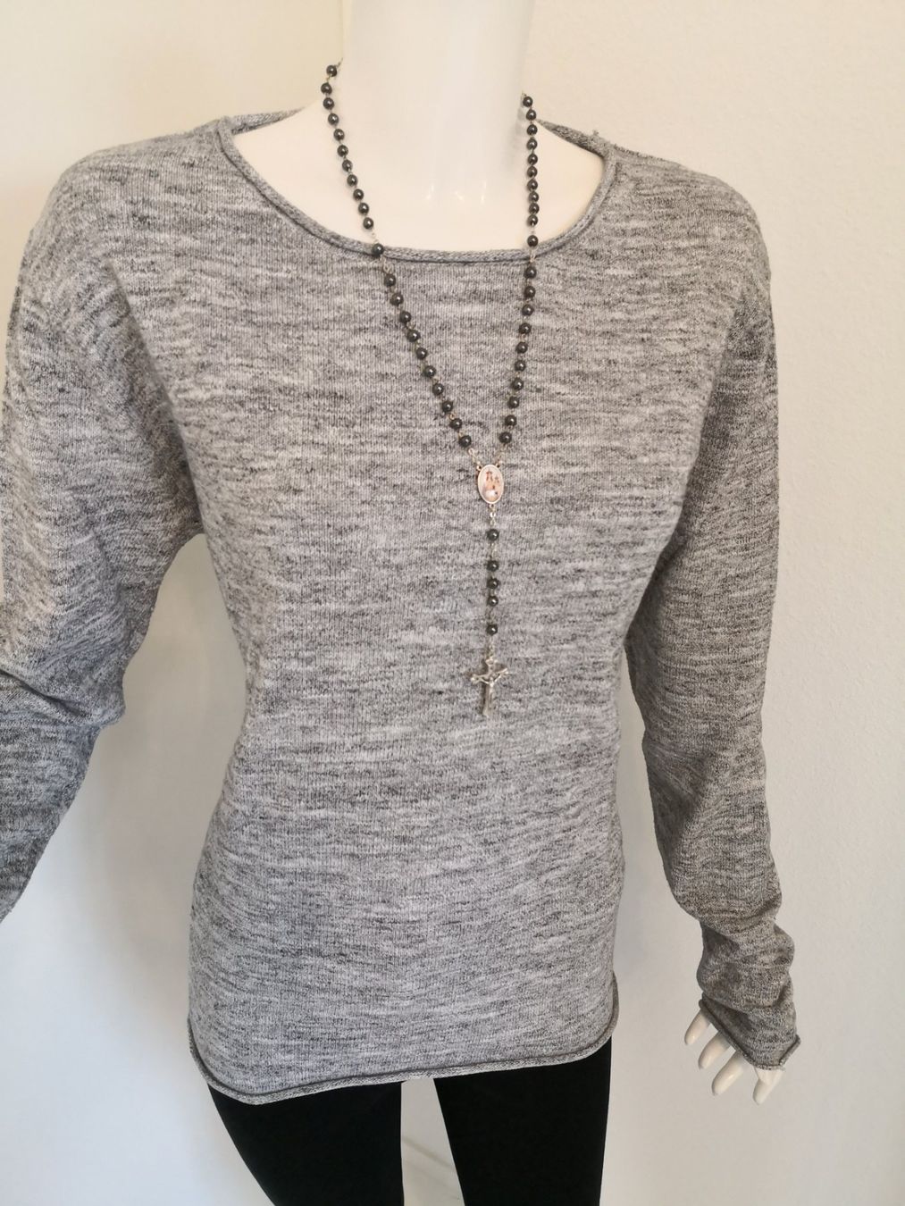 H&M Maglioni & Felpe: 🤩H&M STRICK-PULLOVER GRAU – Usato da Olten venduto da Naja-Twins-Twins 3