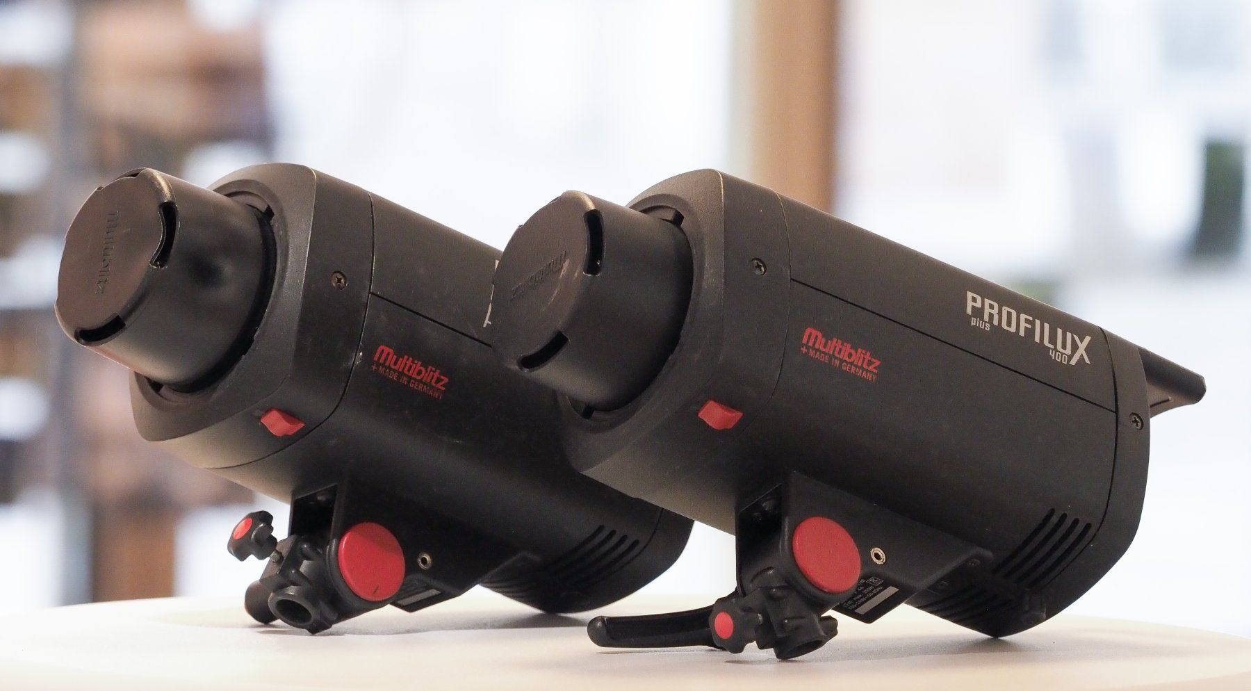 Walimex Flash: Multiblitz Profilux 400 Blitzanlage 2x – Usato da Bremgarten AG venduto da Flussreif_5620
