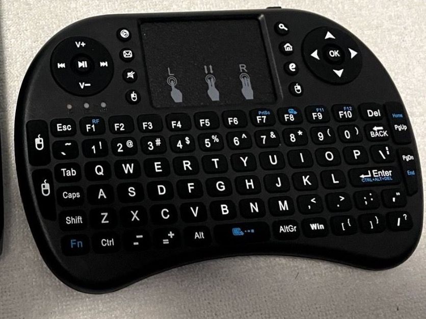 Mini Keyboard (Neu (gemäss Beschreibung)) in Brittnau für CHF 15 – mit ...