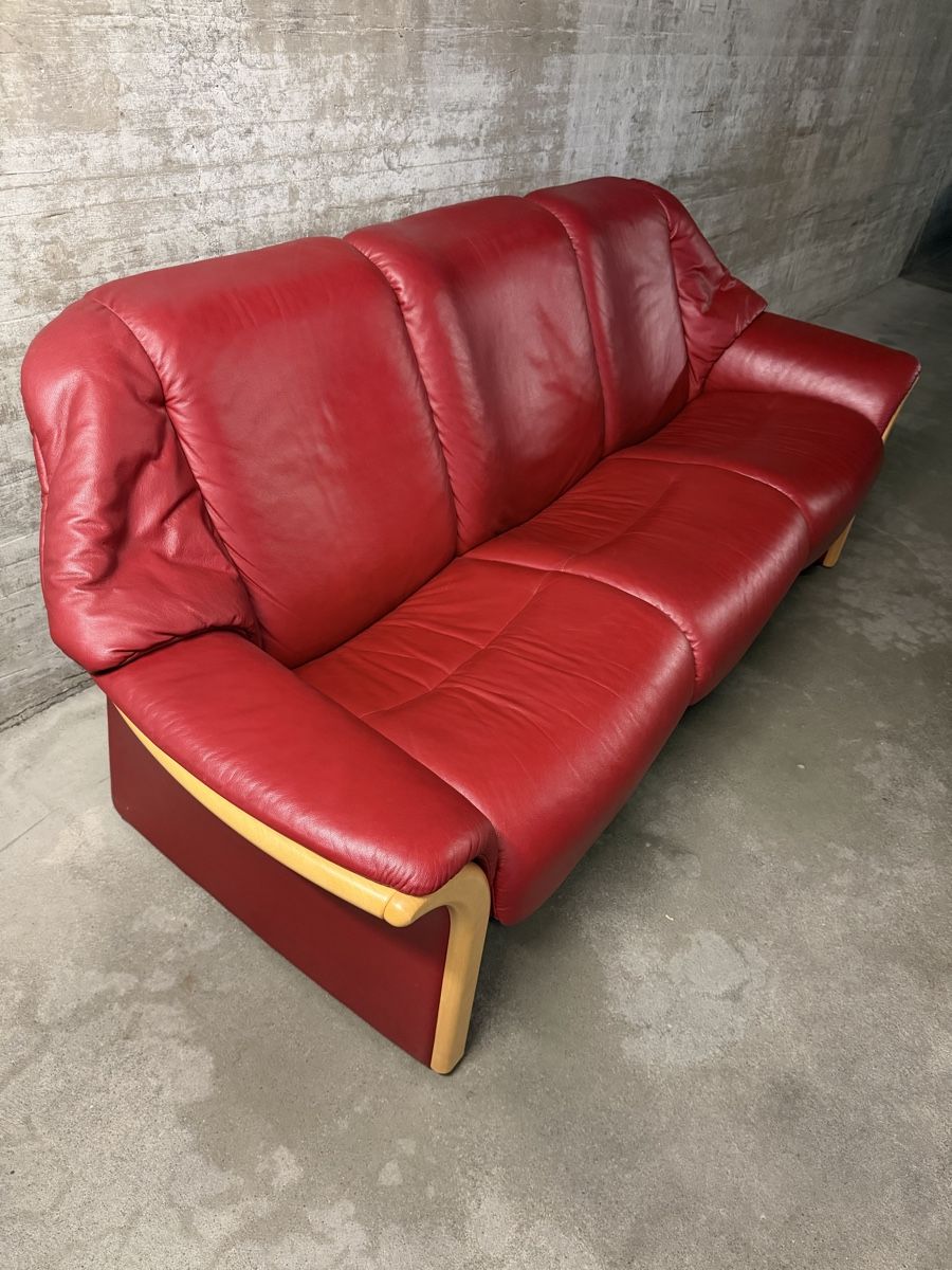 Stressless Poltrone: Stressless Sofa und Sessel – Usato da Gwatt (Thun) venduto da tob_r9tj 5