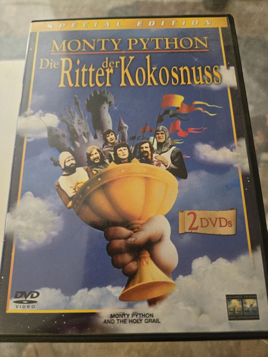 Tutti i DVDs: Monthy Python: Die Ritter der Kokosnuss DVD – Usato da Bussigny venduto da Kfdlt