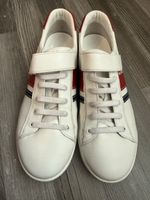 Prada Baskets en cuir taille 38