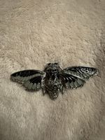 Schmuck-Brosche Zikade mit Strass, glänzend