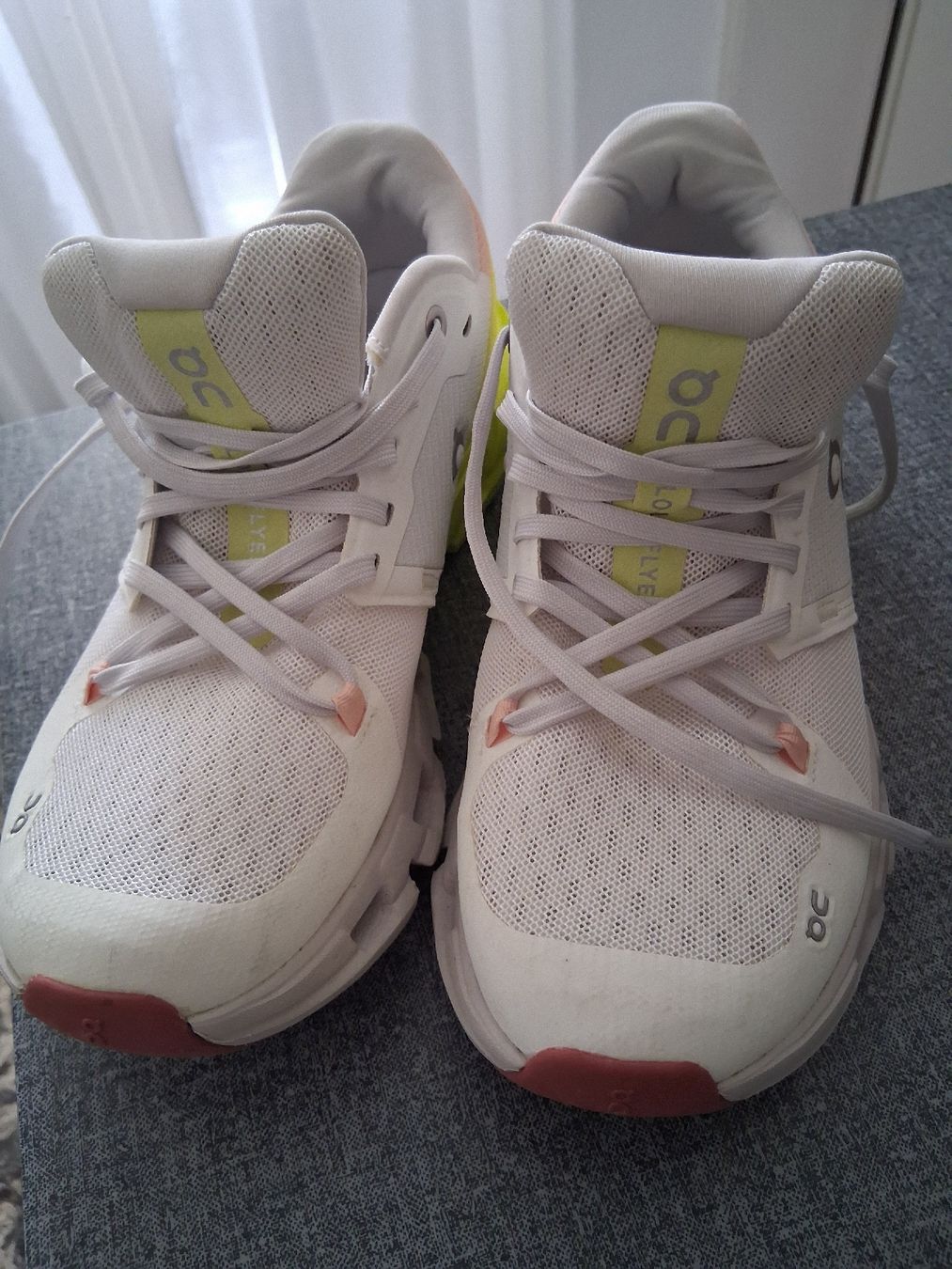 On Scarpe da donna: ON Laufschuhe 38 – Usato da Brittnau venduto da Gismo2012
