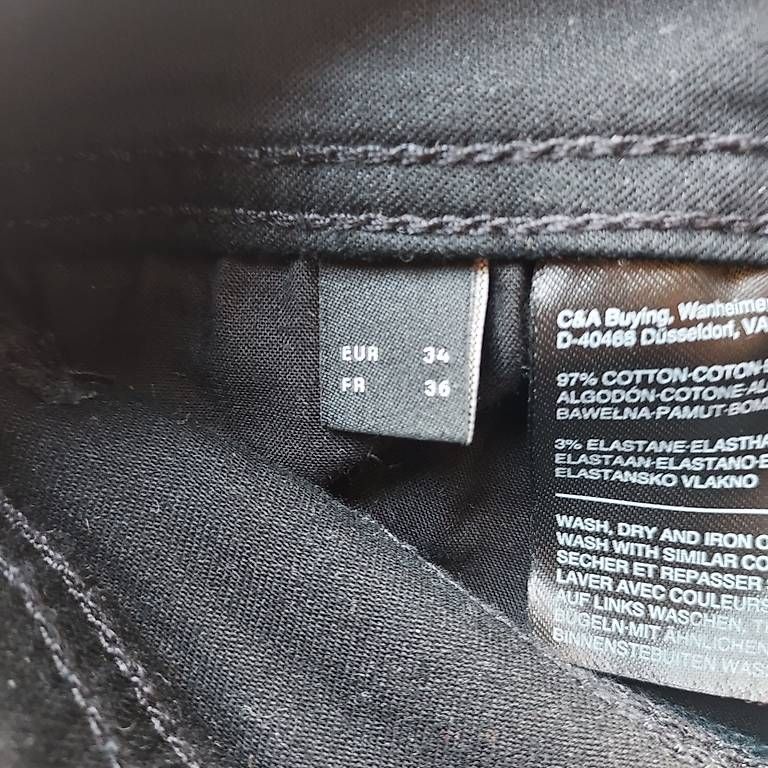 C&A Lotti & Set di vestiti: Shorts Mädchen 2 Paar, Grösse 158 /  34 – Nuovo e nell'imballaggio originale da Kaiseraugst venduto da biketom66 1