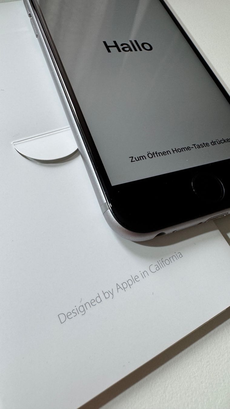 Apple Telefoni cellulari / Smartphones: iPhone 6s, Top Zustand, Space Grau, 32 GB – Usato da Luzern venduto da Ecila007 2
