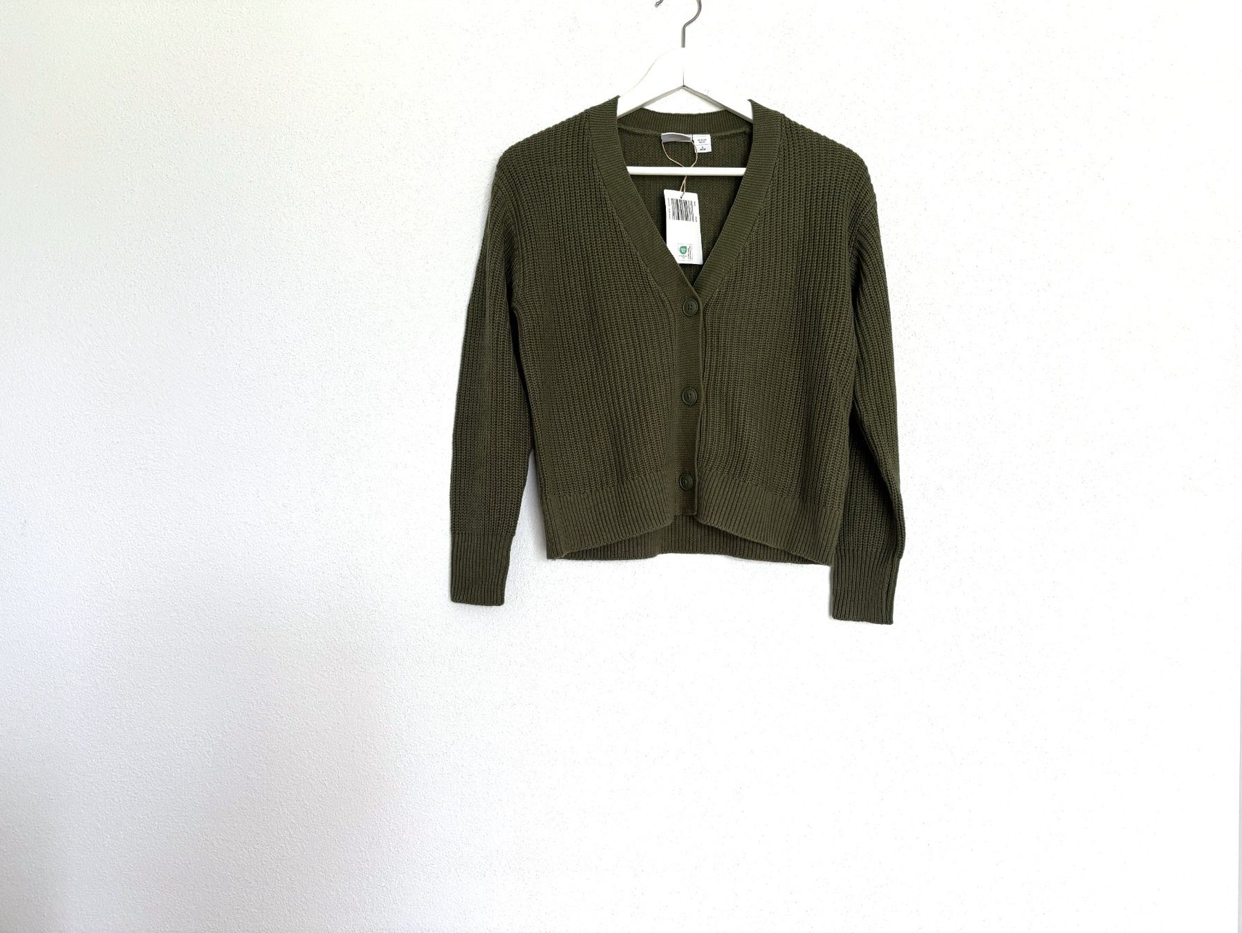Giacche: NEU Strickjacke Cardigan Pulli Pollover Gr.S – Usato da Holzhäusern ZG venduto da paula_w
