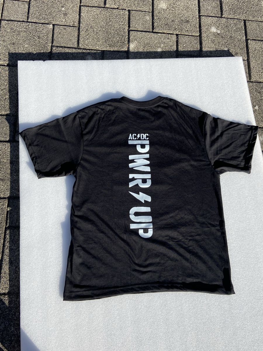 T-shirt: AC/DC Shirt – Nuovo (secondo la descrizione) da Schötz venduto da Willibandi 2