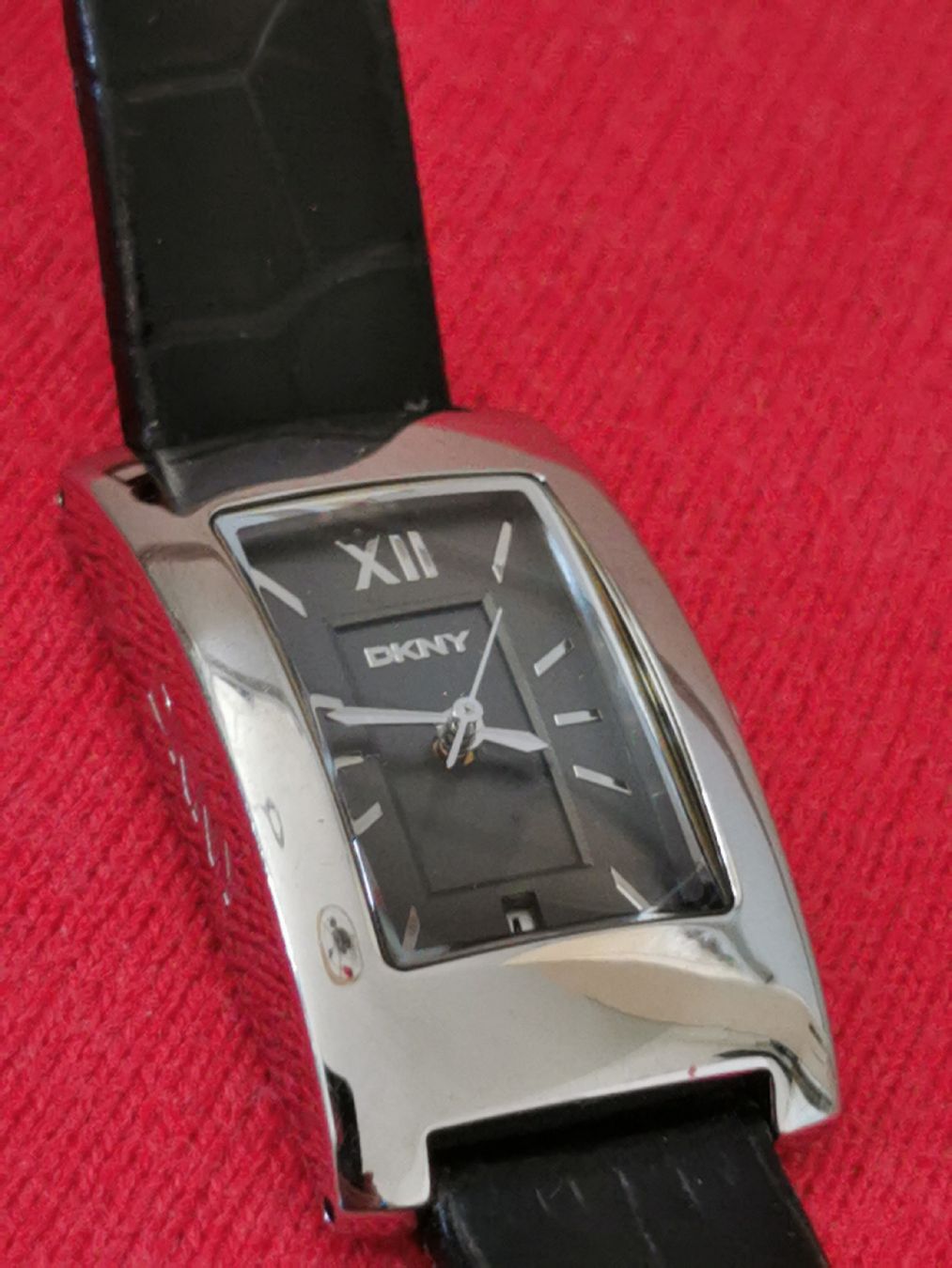 DKNY Orologi: DKNY Damen Uhr  – Usato da Schlieren venduto da vlalif 8