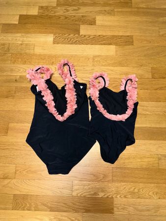 NEU Bikini Matching Mama & Kind Schwarz mit Blumen Pink