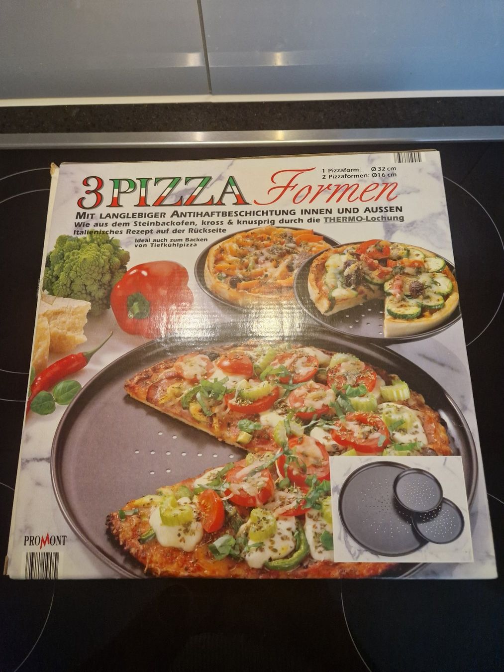 Backformen: Pizzaformen 3 Stück Neu – Neu und originalverpackt aus Davos-Dorf von Bpelikan