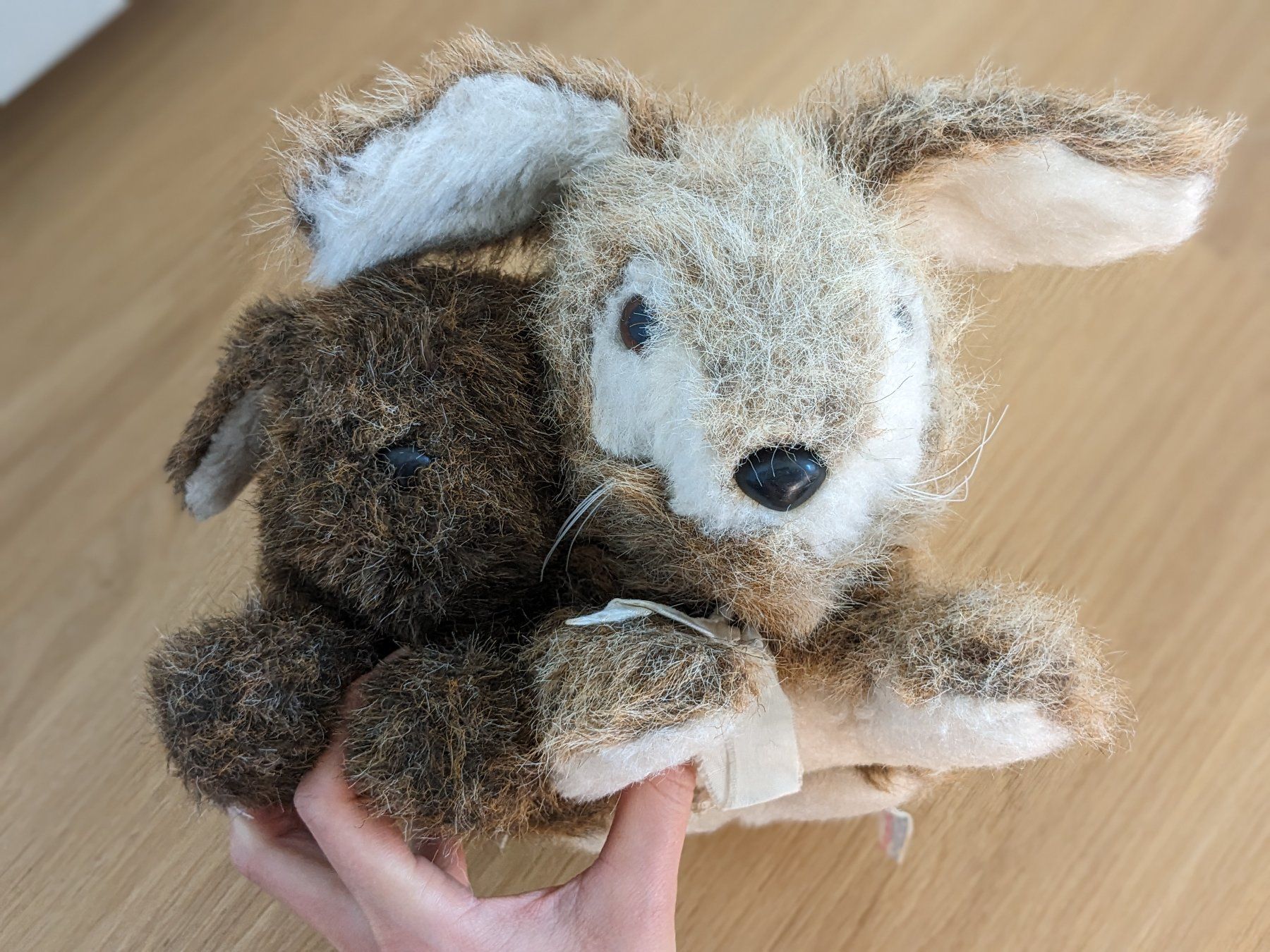 Jouets: 2 antike Plüschhasen von Toyland – D'occasion à Lengnau AG par Nathi88 1