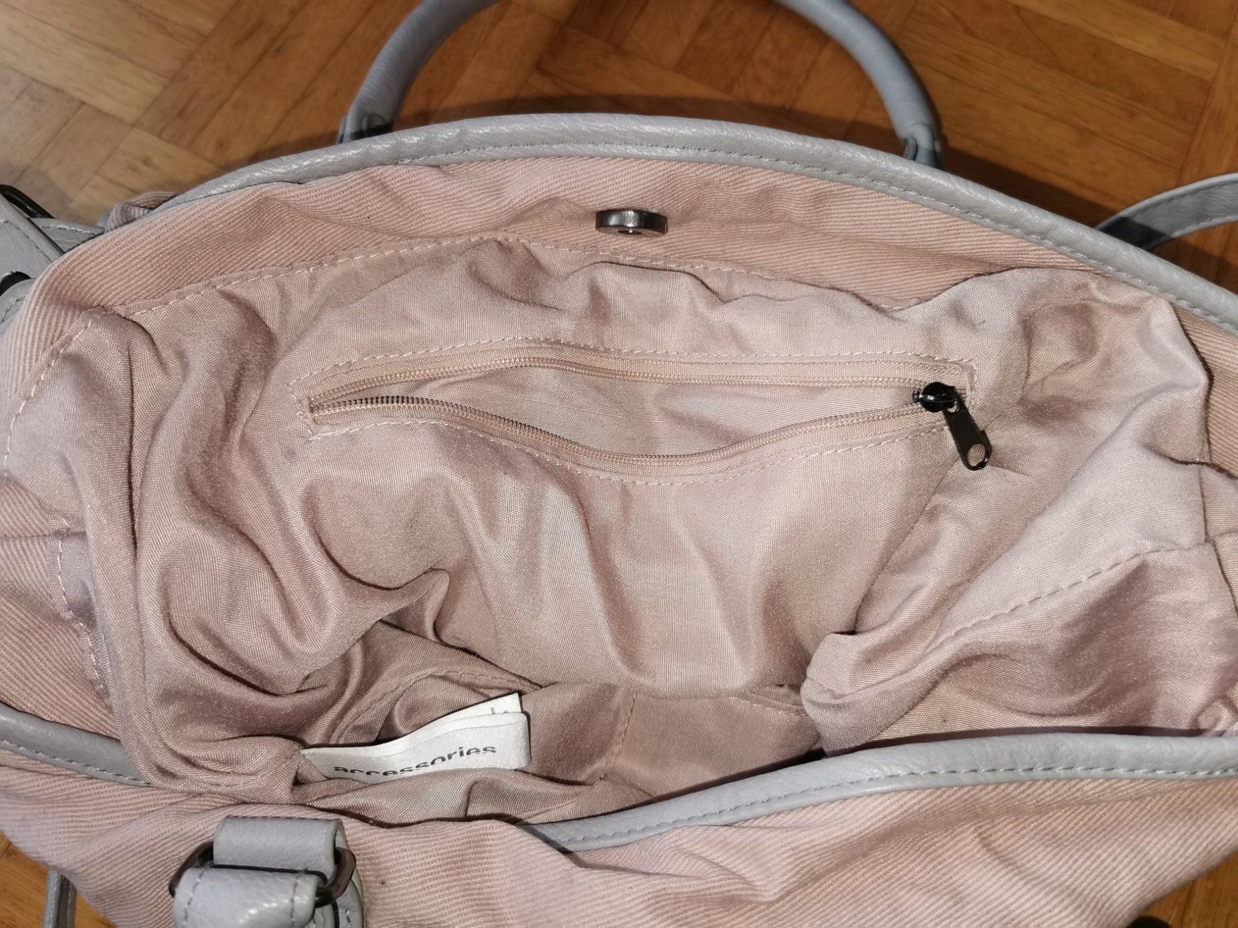 Sacs & sacs à dos: Grosse Stoffhandtasche – D'occasion à Basel par Roundtrip 4