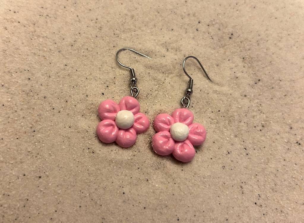 Orecchini pendenti & Orecchini a lobo: Flower Earrings Pink – Usato da Gunzwil venduto da nat_yy2y 1