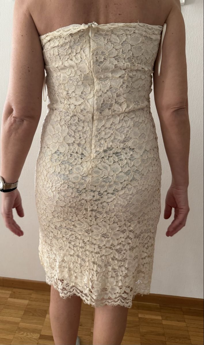 Zara Kleider: Robe dentelle bustier Zara - été élégante M – Neu (gemäss Beschreibung) aus Les Avanchets von NR07 1