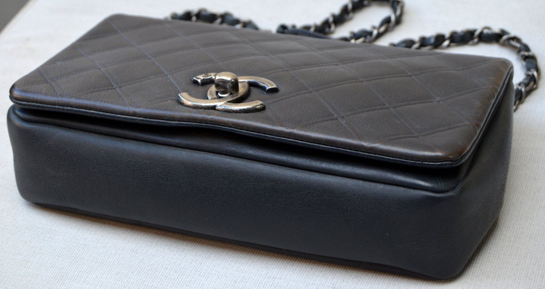 Chanel Taschen für Damen: Chanel Chic FlapTasche / sac – Gebraucht aus Collonges von Auganien 4
