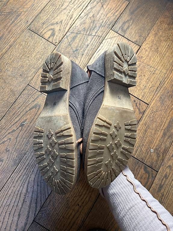 Damenschuhe: Oxmox Wildlederstiefel – Gebraucht aus Bad Ragaz von lea__d. 3