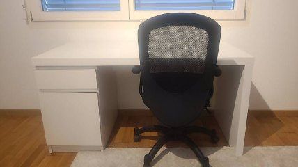 Scrivanie: bureau en bois avec chaise – Usato da Fribourg venduto da chi_c2by 3
