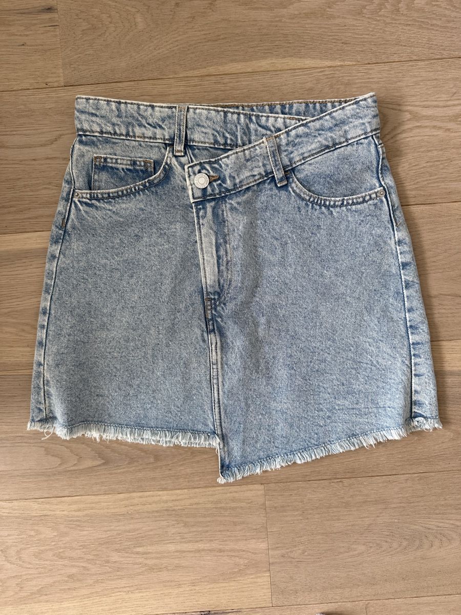 Gonne: Asymmetrischer Jeans Minirock Gr. 34 – Nuovo (secondo la descrizione) da Rheineck venduto da sam_9m27