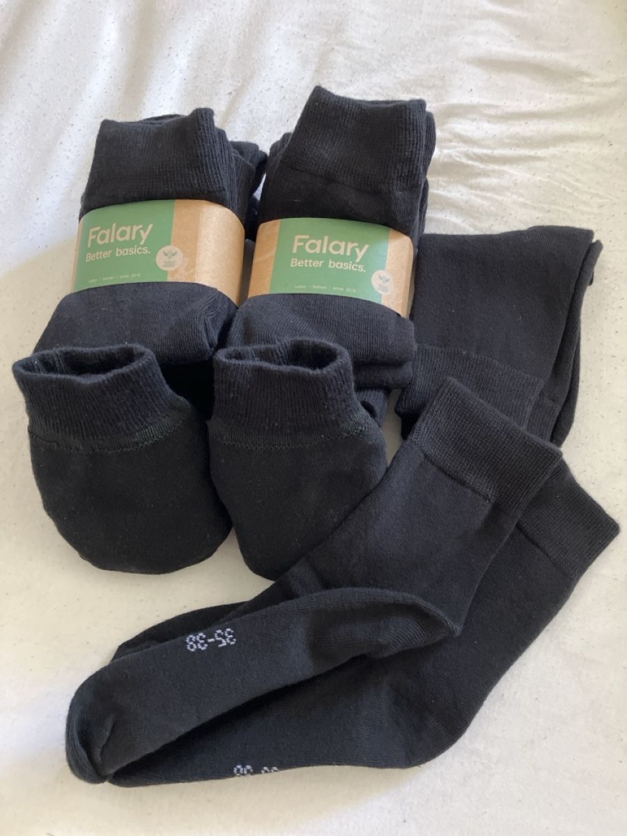 Calze: 12 paar Socken schwarz – Nuovo (secondo la descrizione) da Konolfingen venduto da Nadine1911