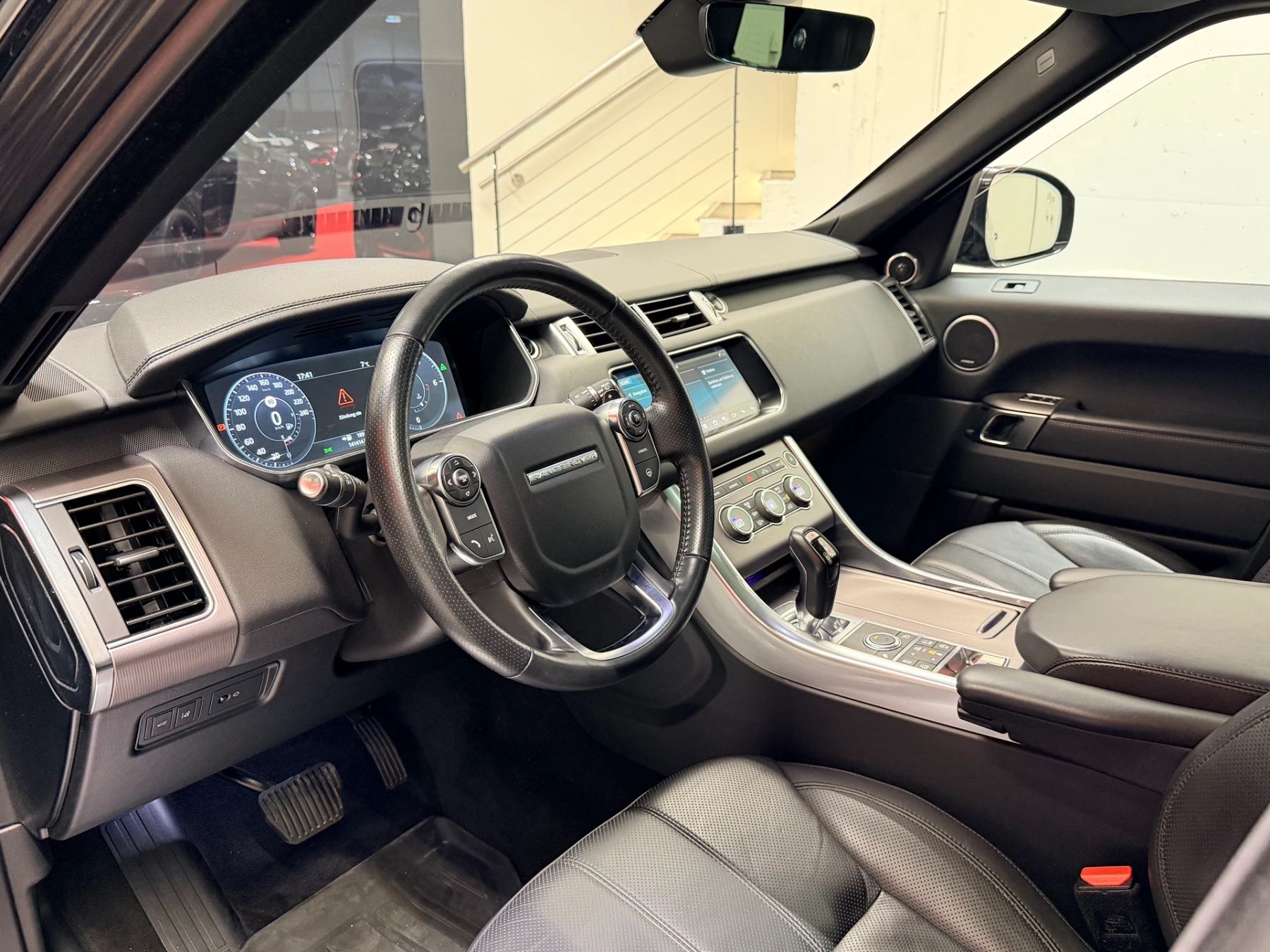 Land Rover Automobili: Range Rover Sport 3.0 SDV6 HSE Dynamic - mit Garantie – Usato da Romanshorn venduto da rappenspalter92 2