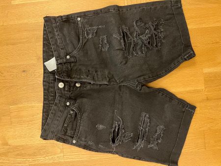 Schwarze Jeans-Shorts