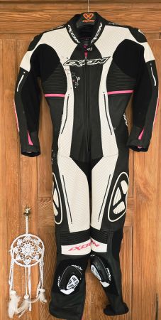 IXON Motorrad Lederkombi Gr. XS, Top Zustand, wie neu!