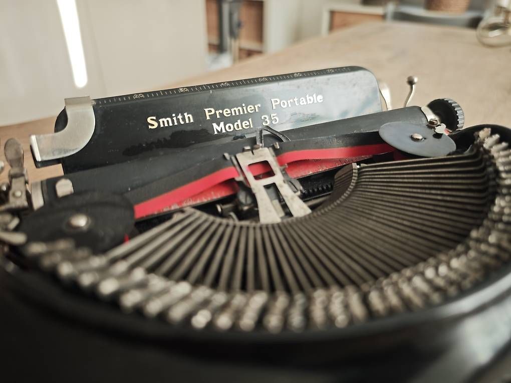 Schreibmaschinen: Smith Premier Portable Model 35 (1937) – Gebraucht aus Herrliberg von pak_2fjh 1