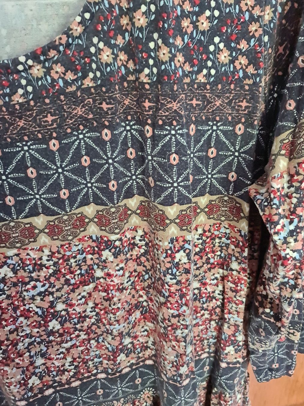 Robes: Wunderschönes Kleid, halbarm Grösse 44 – D'occasion à Eschert par PS.. 4