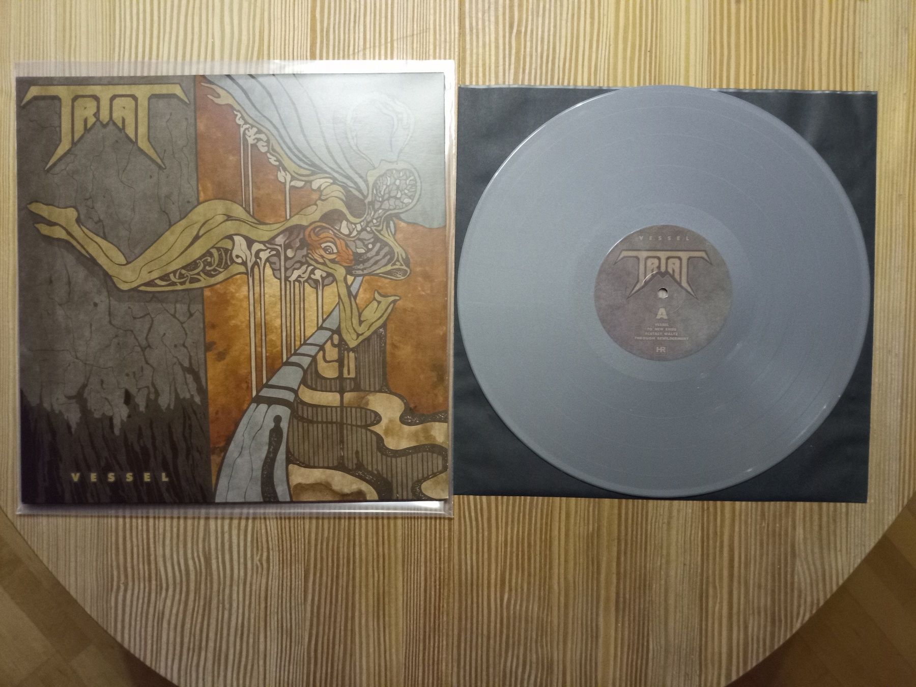 Dischi in vinile: Trial-Vessel 12'' First Pressing Silver Vinyl LP 2015 Heavy – Nuovo (secondo la descrizione) da Brienz BE venduto da INTERNALFIRE