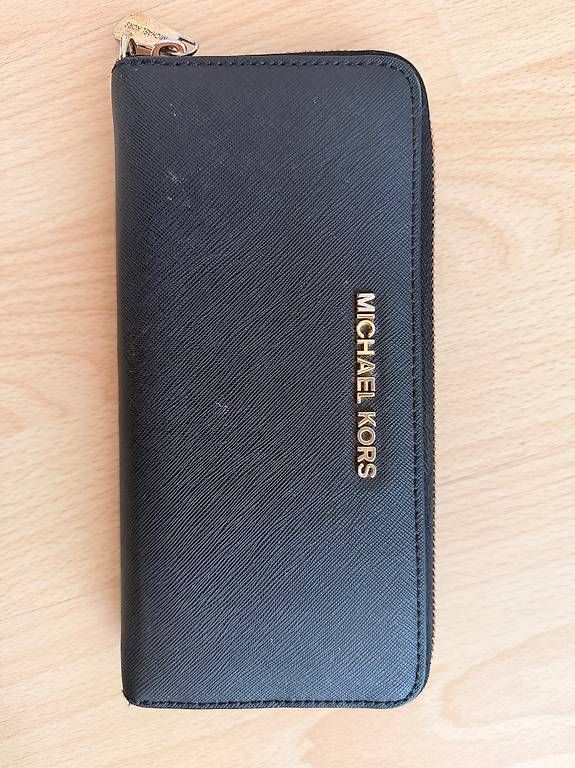Michael Kors Portamonete: Michael Kors Portemonnaie – Usato da Hünibach venduto da GALANDRIEL