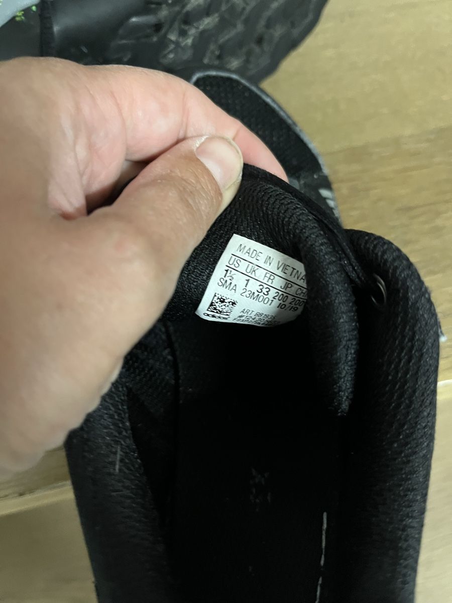 Adidas Scarpe per ragazzi: Adidas Terrex Trekkingschuhe Grösse 33 – Usato da Waldkirch venduto da son_wlp2 2