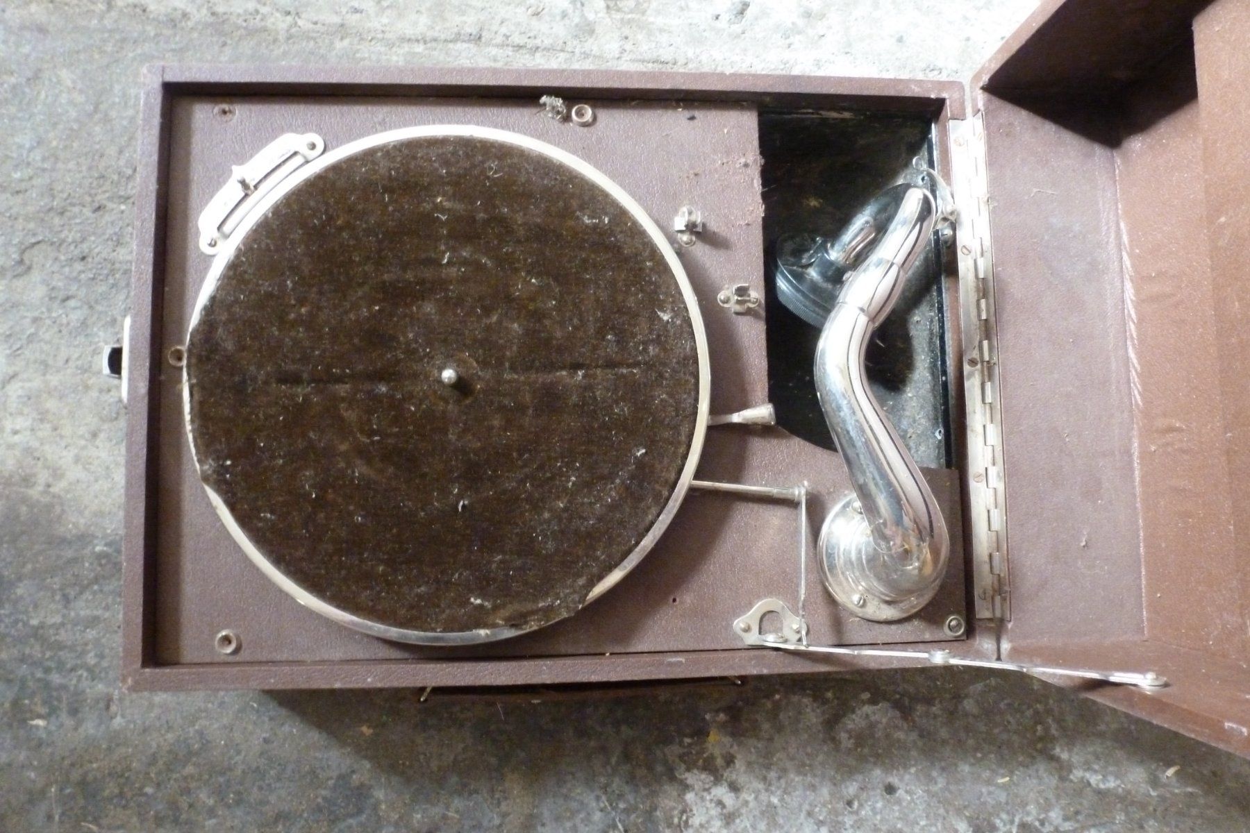 Thorens Giradischi: Grammophon zum aufbereiten – Difettoso da Leissigen venduto da ChUe06 1