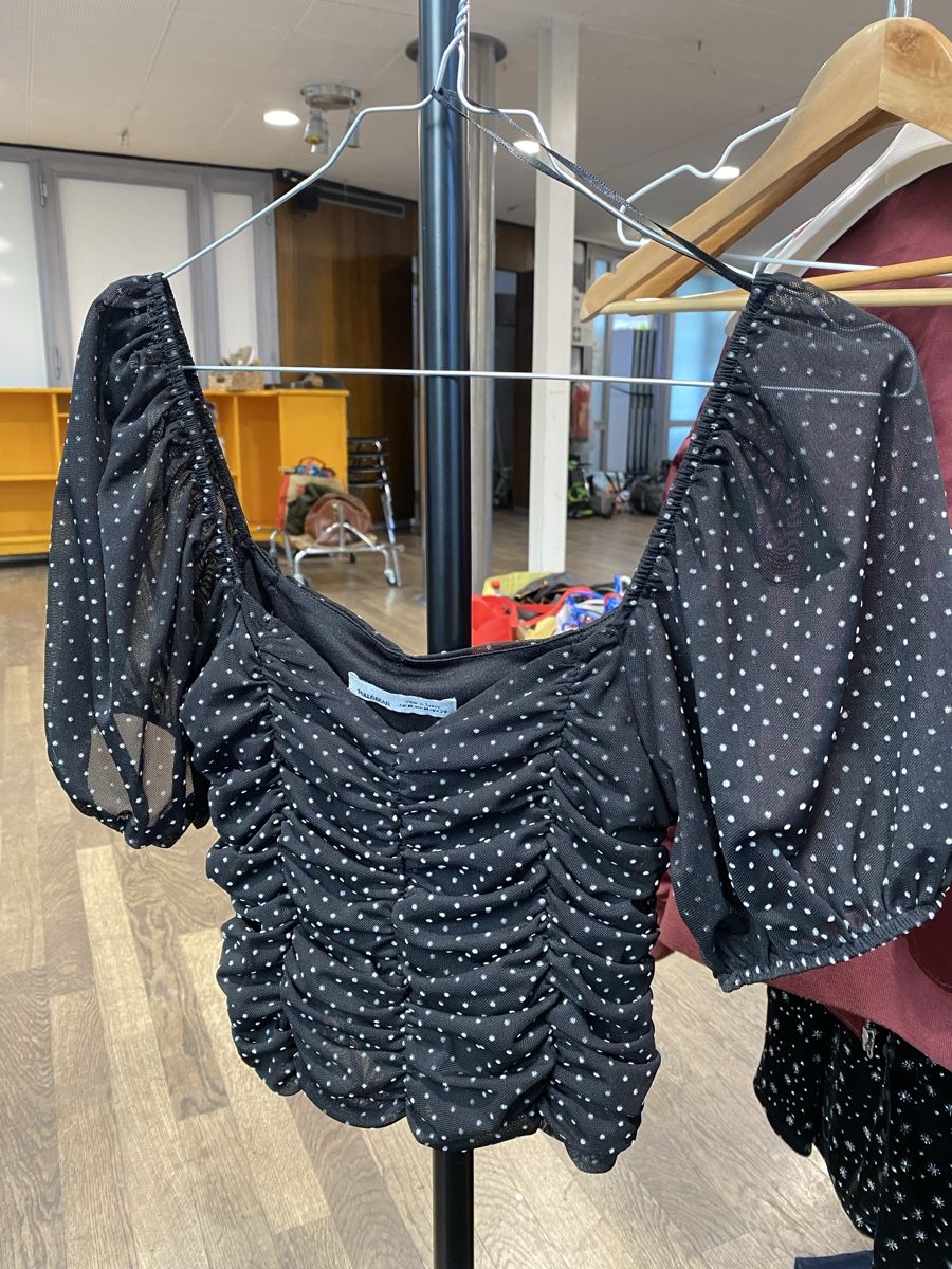Camicette: Bluse🖤 – Nuovo (secondo la descrizione) da Zürich venduto da mar_6xcq