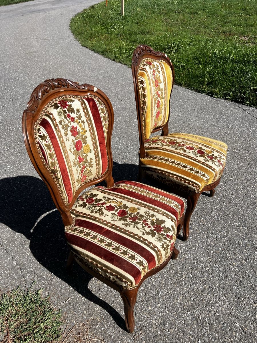 Chaises: Stuhl antik – D'occasion à Ueberstorf par lorena... 1