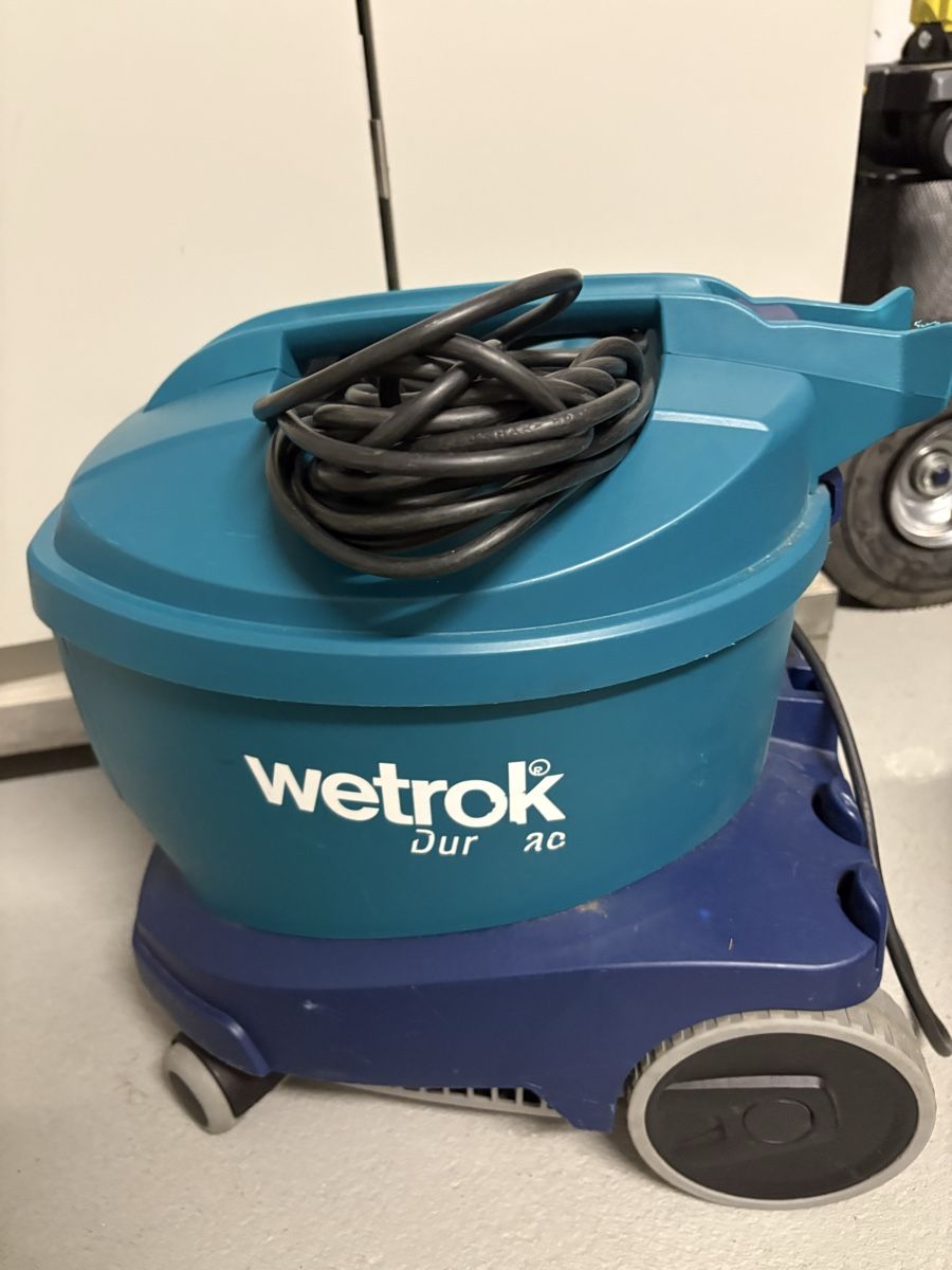 Wetrok Staubsauger & Zubehör: WETROK Durovac 6 Staubsauger – Neu (gemäss Beschreibung) aus Mülligen von fashion_it 2