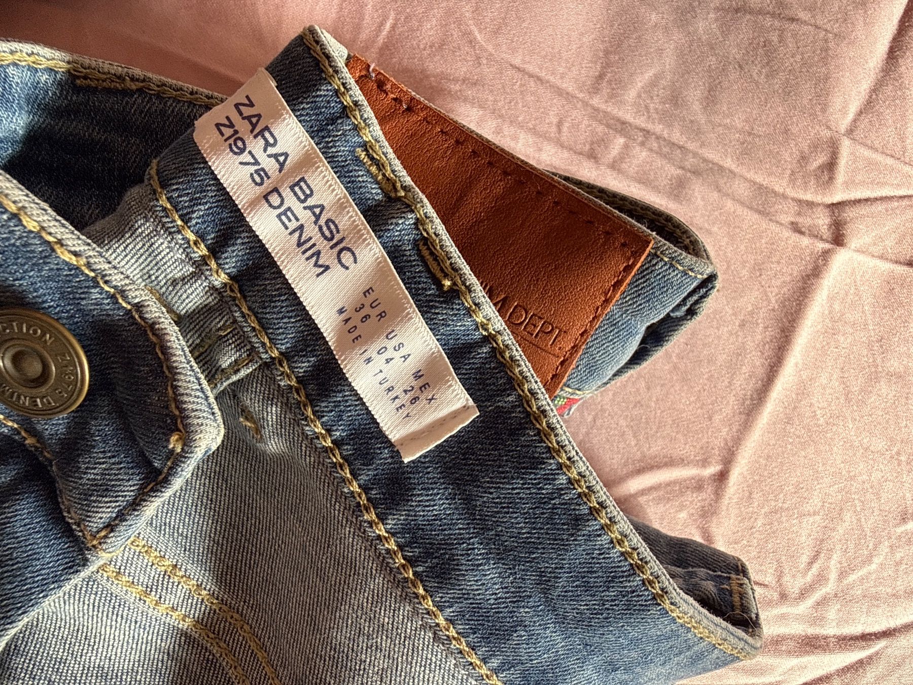 Zara Jeans: Jeans troués  - Taille 36 – Usato da Crissier venduto da cri_cfz7 3