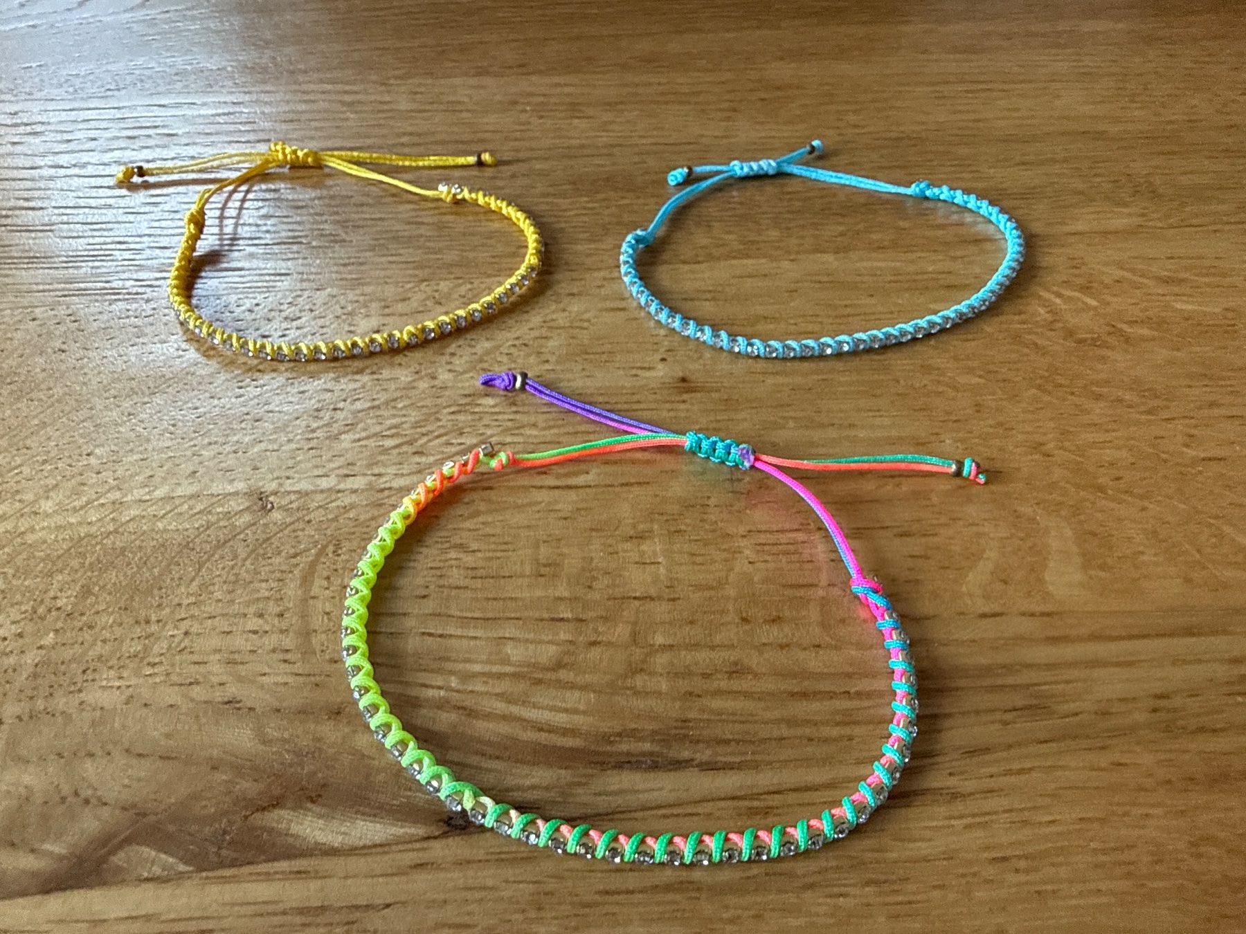 Bracciali & Braccialetti: 3 neue Armbänder mit Strass - Einheitsgrösse – Nuovo (secondo la descrizione) da Basel venduto da jetzt-wird-gemistet 5
