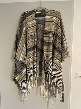 Wunderschöner Poncho von Peace n’Love, 2x getragen
