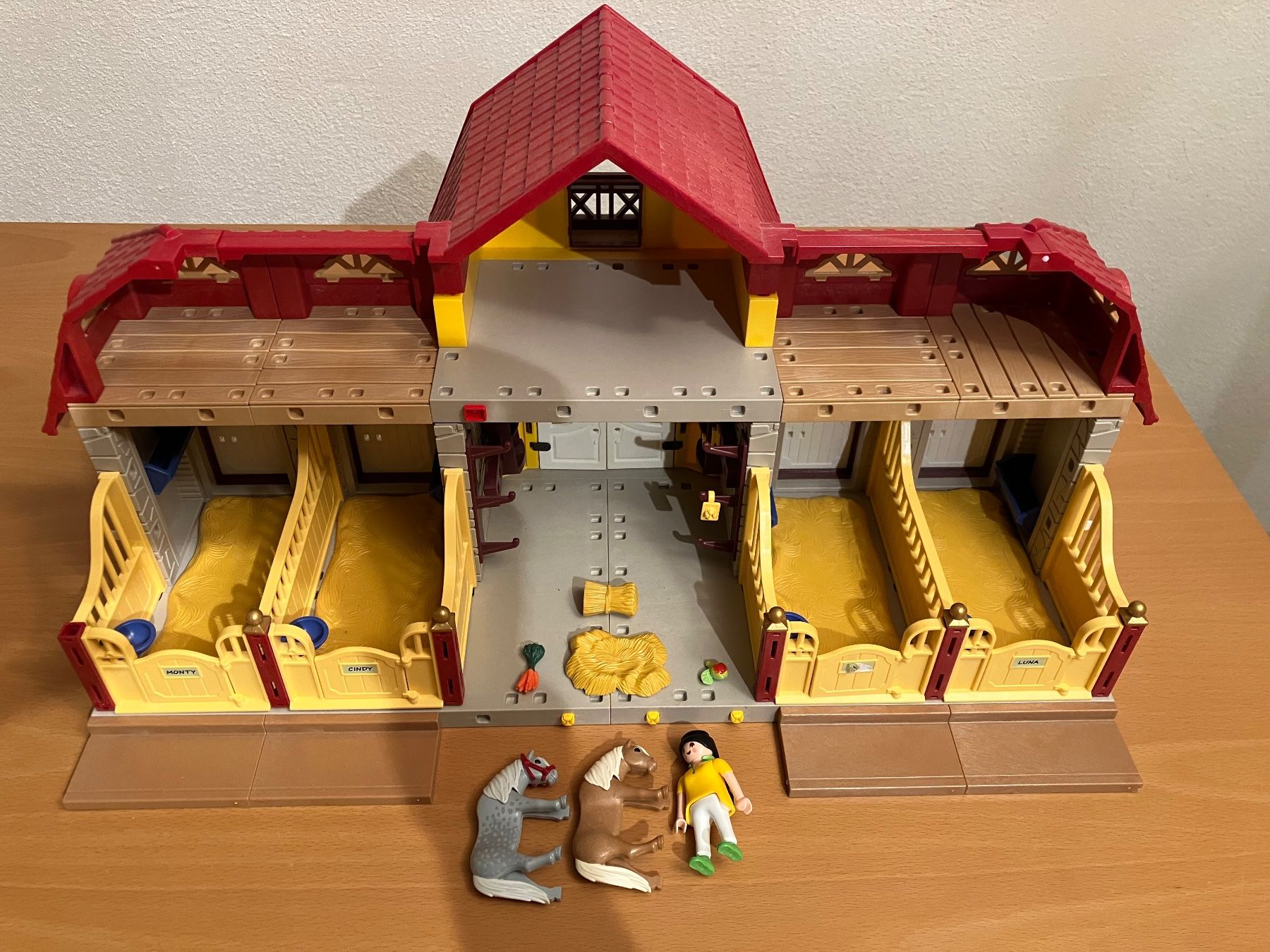 Playmobil Giocattoli: Playmobil Pferdehof – Usato da Montagny-la-Ville venduto da acou 2