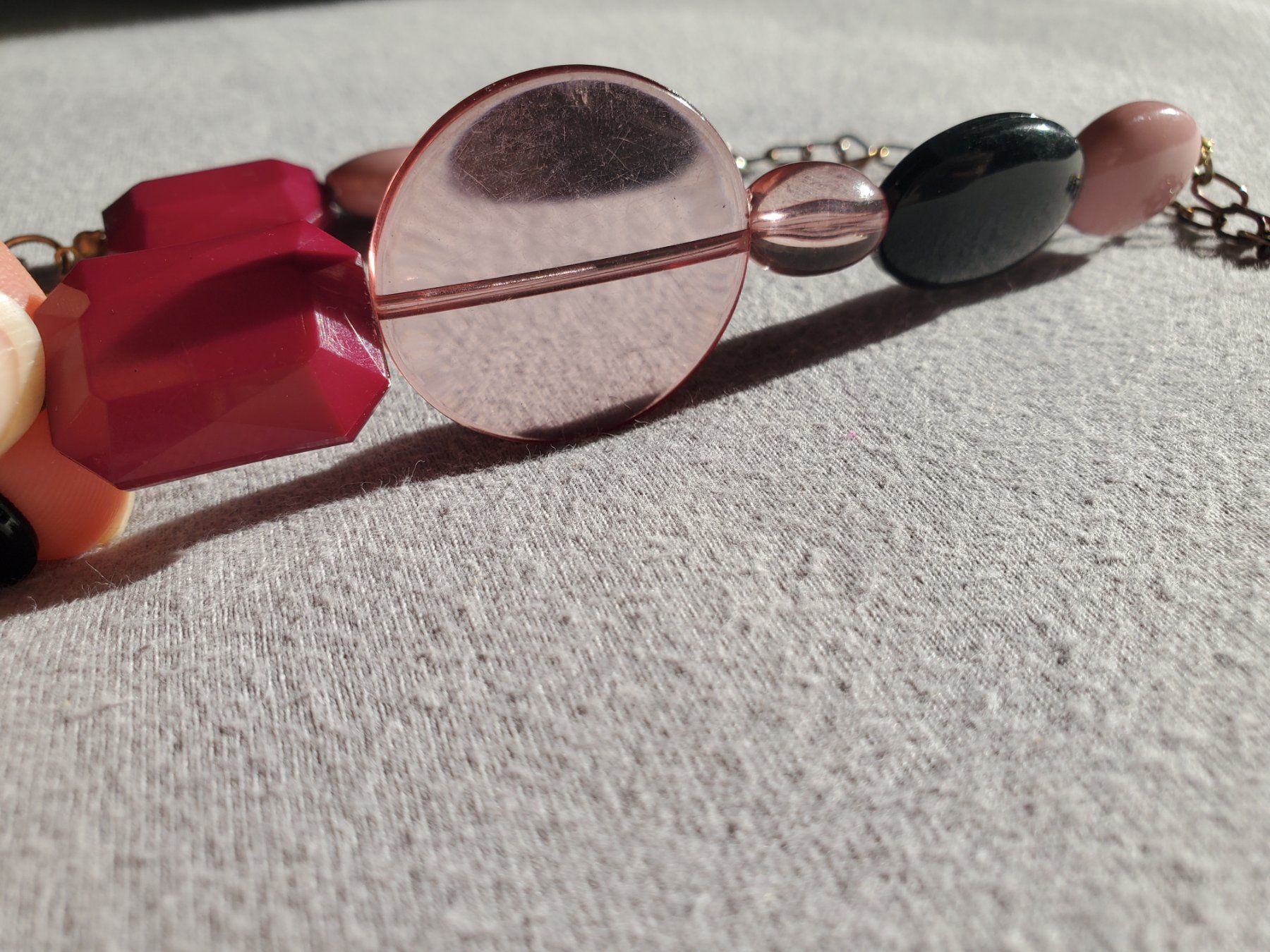 Catenine: Collier fantaisie rose – Usato da Rennaz venduto da La_malle_du_dauphin 3