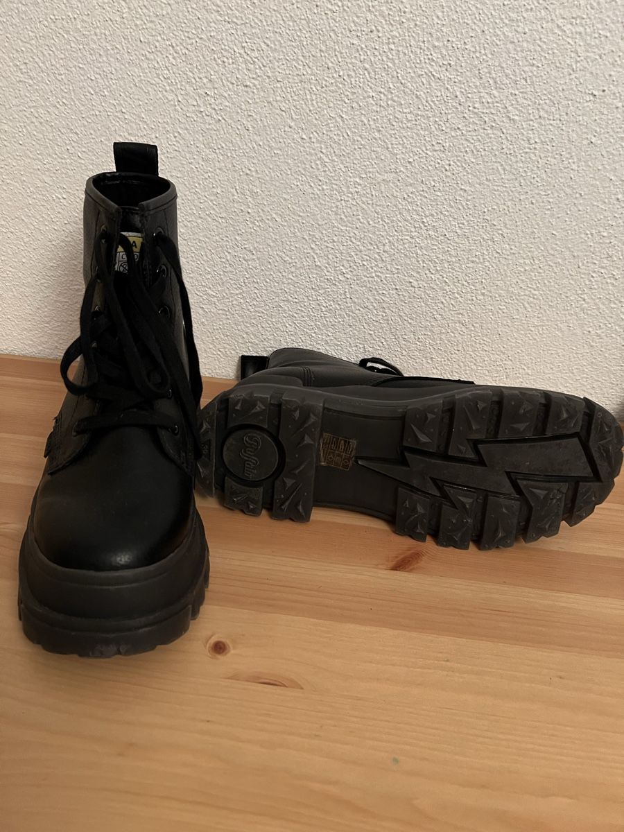 Buffalo Scarpe da donna: Coole Buffalos Gr.39 – Usato da Diessenhofen venduto da K_pink 1