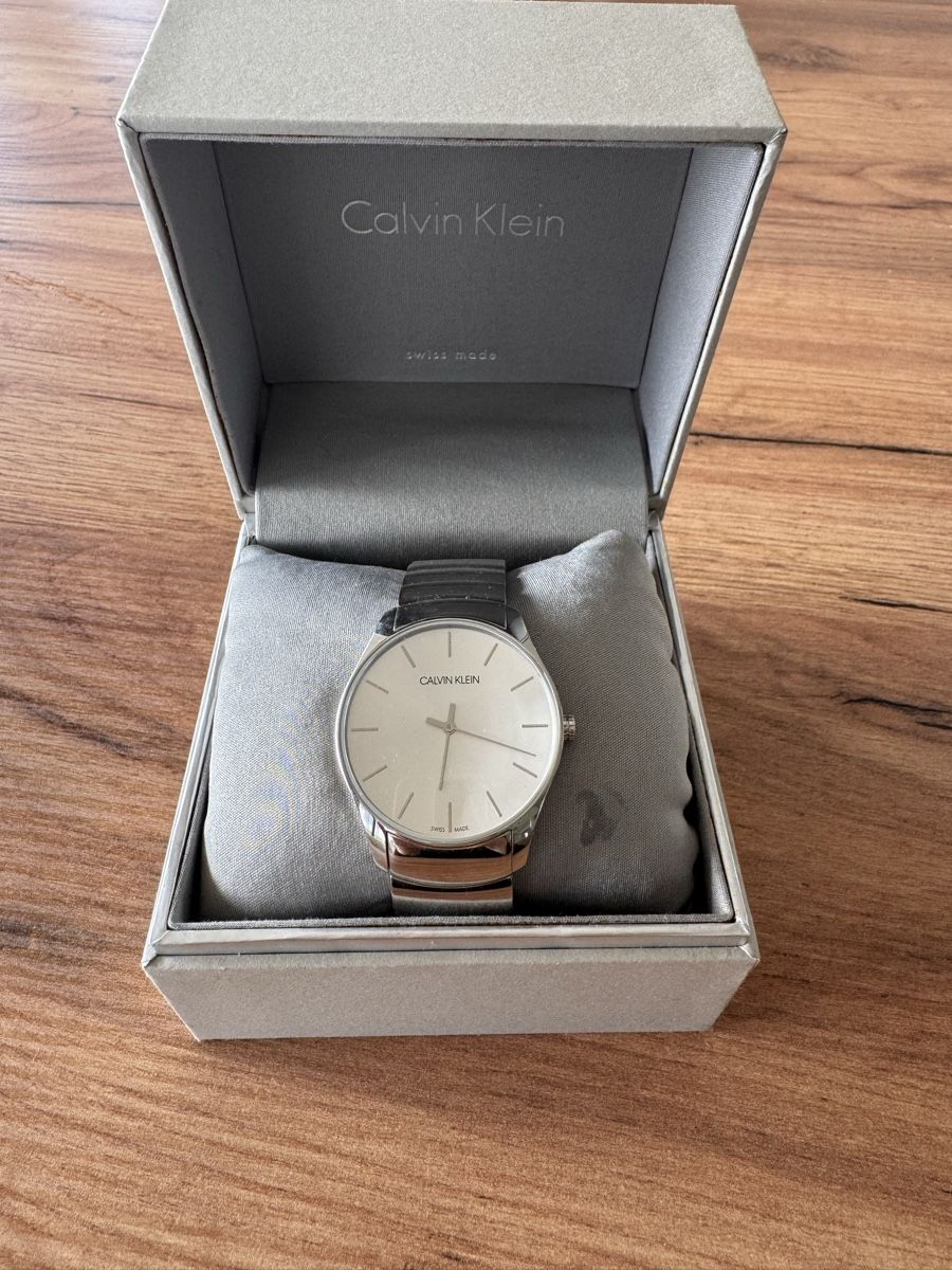 Calvin Klein Orologi: Montre Calvin Klein – Nuovo e nell'imballaggio originale da Ursy venduto da Martha_Laure