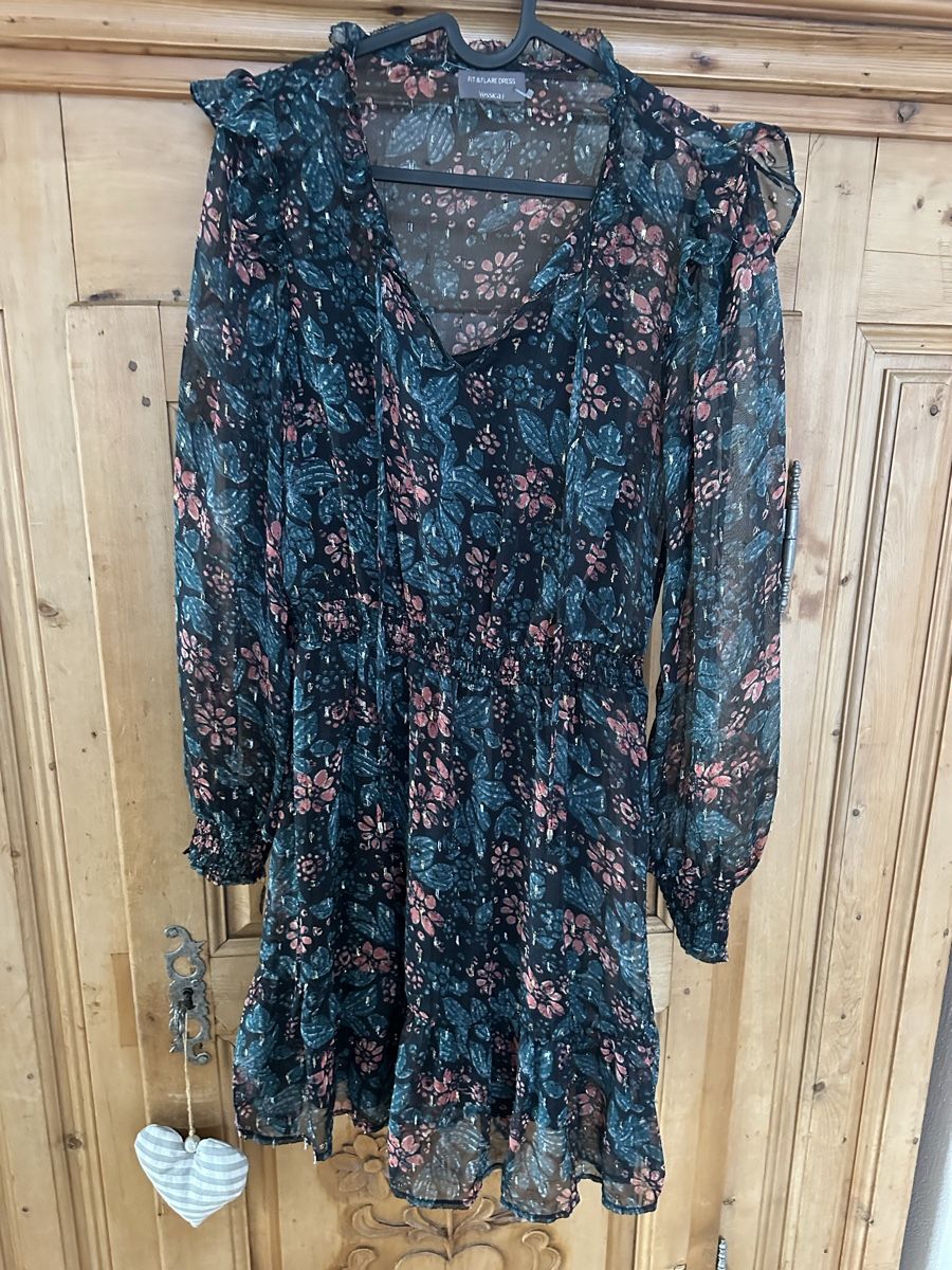 C&A Robes: Kleid Grösse 34 – Neuf (Voir description) à Beromünster par Moritz0112 1