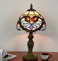 Lampe de table de style Tiffany,  en verre teinté